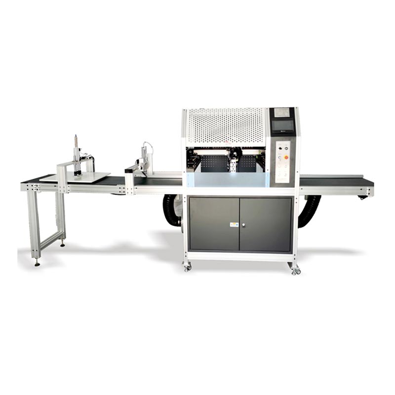 Macchina di assemblaggio multifunzionale